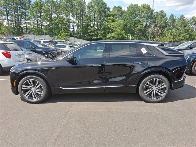 New 2025 Cadillac Lyriq Luxury image 7