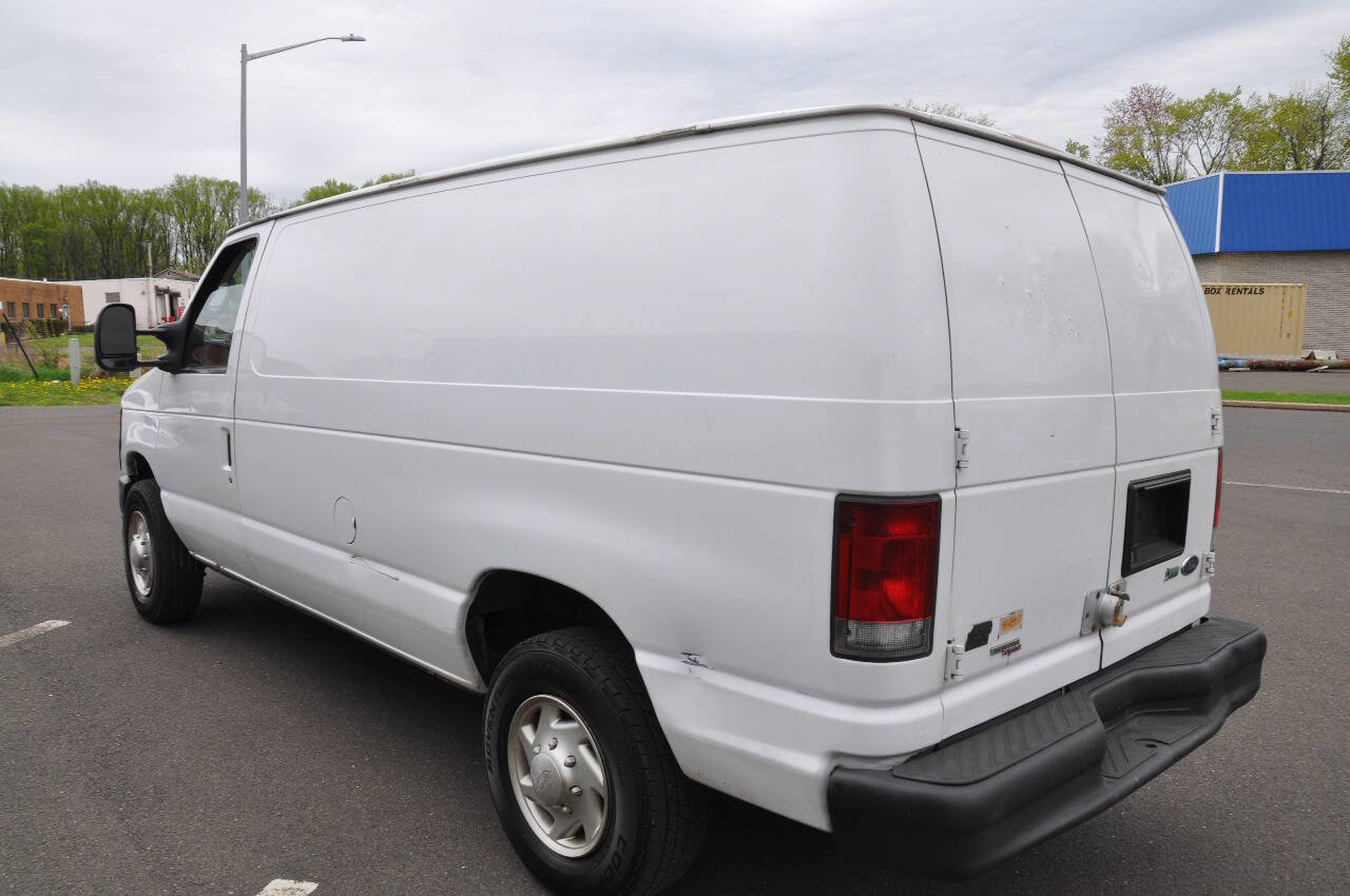 Used 2012 Ford E-250 and Econoline 250 w/ Commercial Cargo Van Pkg image 10
