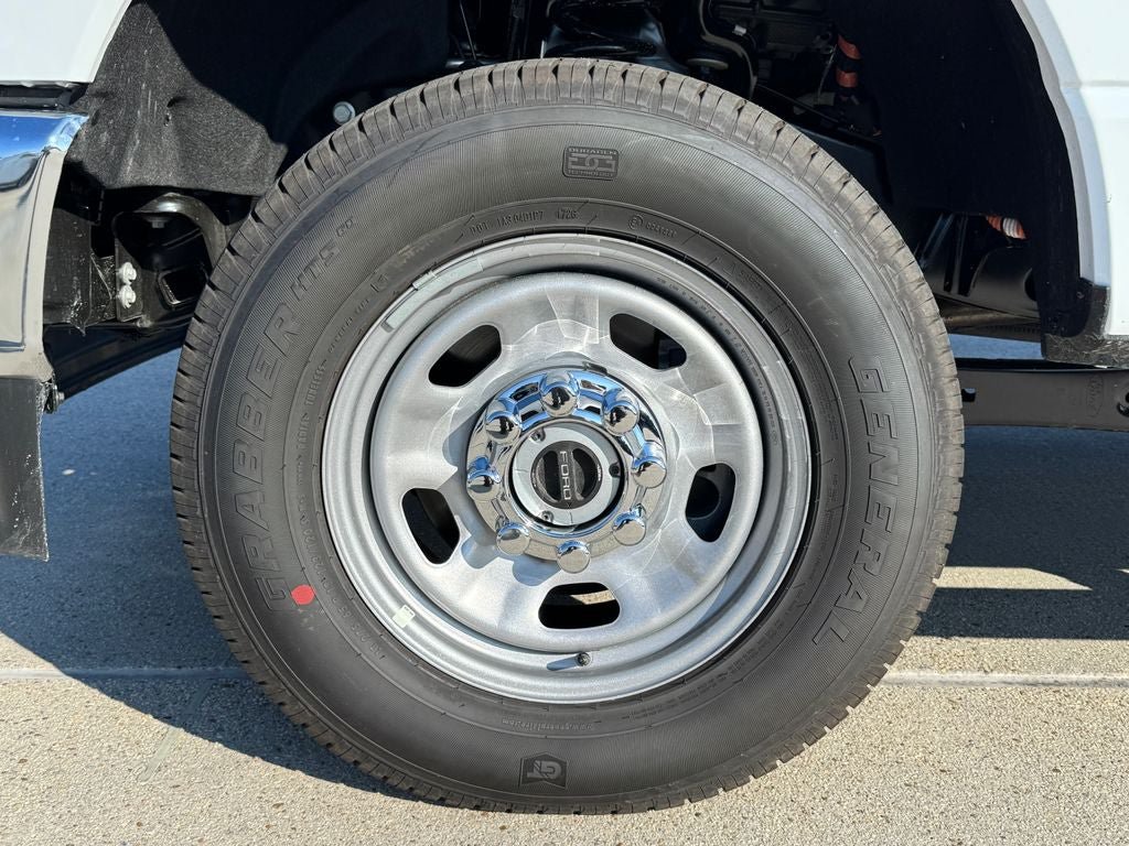 New 2026 Ford F350 XL w/ XL Chrome Package AWD/4WD image 7