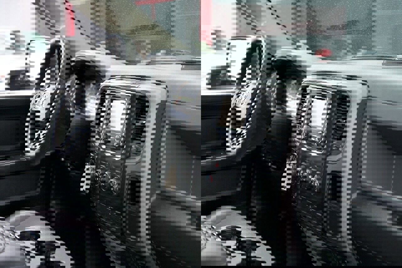 Used 2018 RAM 1500 Tradesman image 17