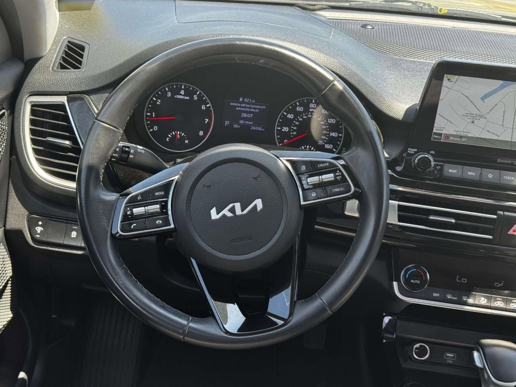 Certified 2022 Kia Seltos EX AWD/4WD image 14