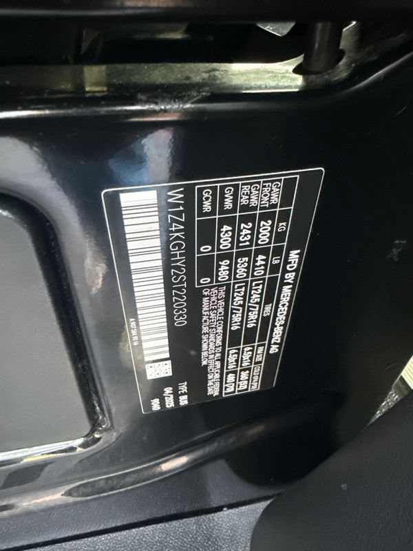 Used 2025 Mercedes-Benz Sprinter 2500 image 35
