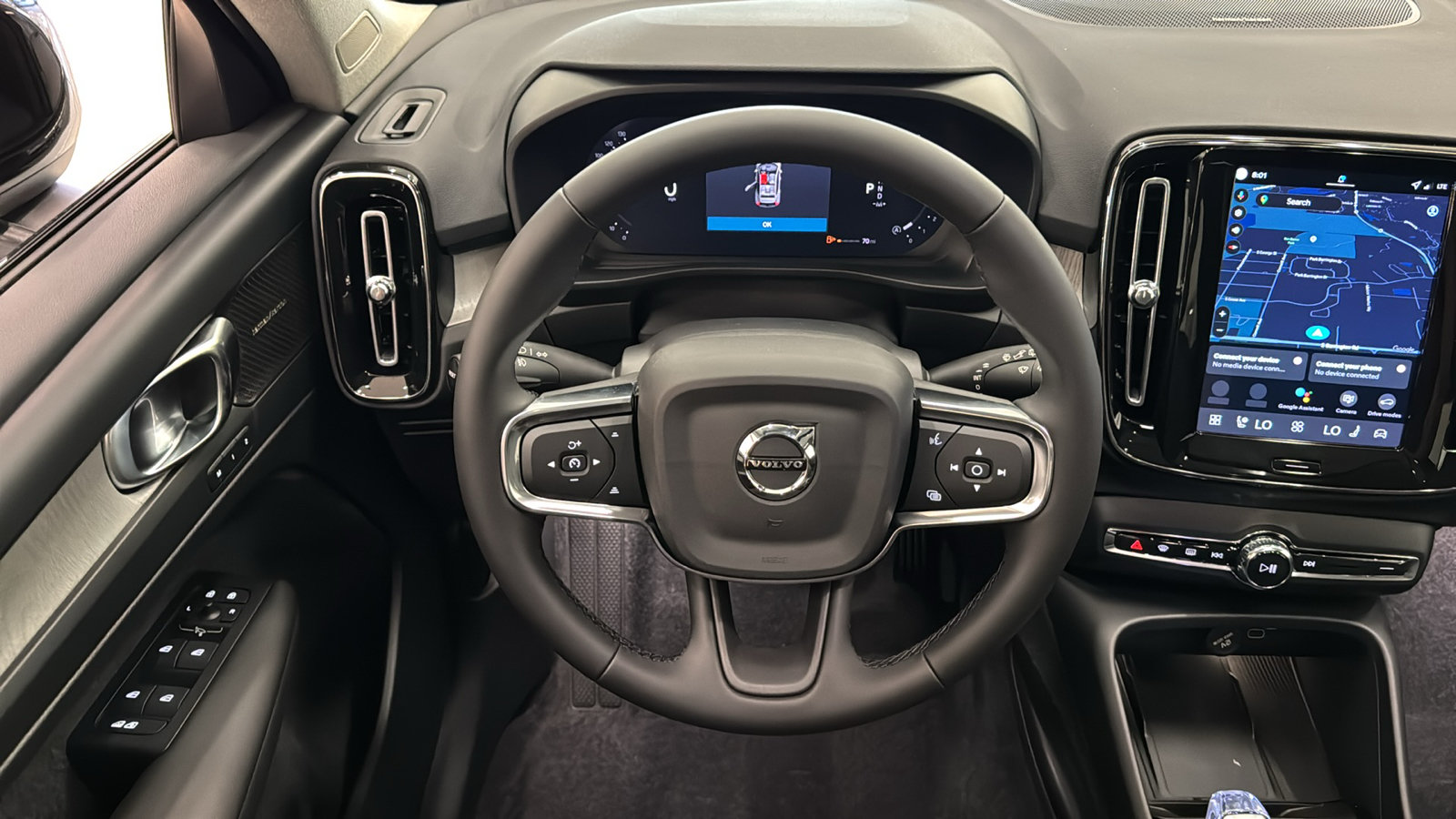 New 2026 Volvo XC40 B5 Ultra w/ Protection Package Premier AWD/4WD image 12