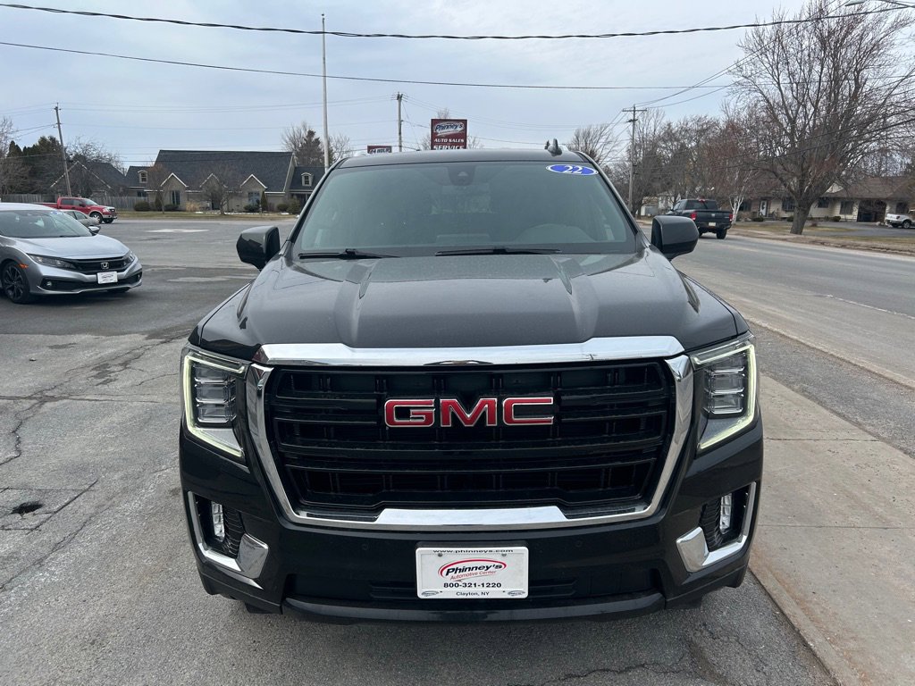 Used 2022 GMC Yukon XL SLE image 2