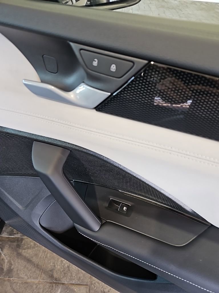 New 2026 Volkswagen Tiguan SE AWD/4WD image 12