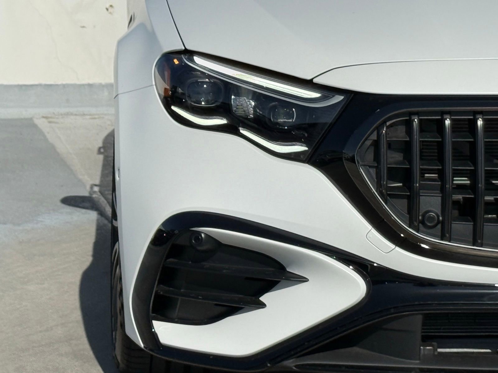 New 2026 Mercedes-Benz E 53 AMG e 4MATIC Sedan image 5