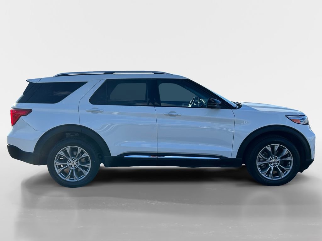 Used 2023 Ford Explorer Limited w/ Equipment Group 301A image 7