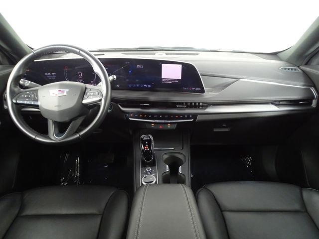 Used 2024 Cadillac XT4 Premium Luxury AWD/4WD image 30