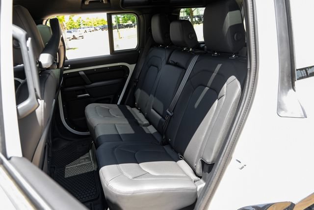 New 2026 Land Rover Defender 110 X-Dynamic SE AWD/4WD image 49