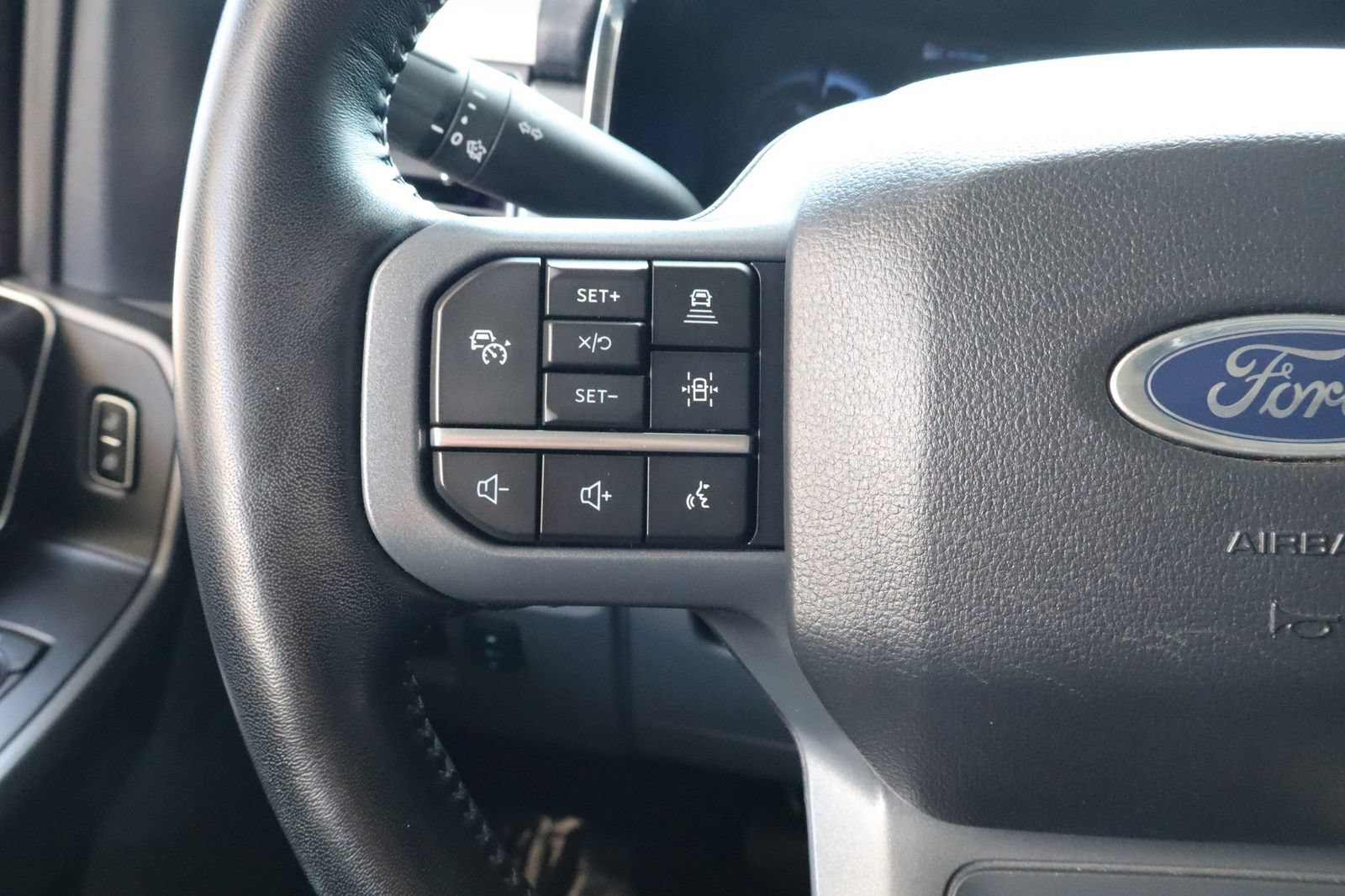 Used 2023 Ford F150 Lightning XLT w/ Equipment Group 312A High AWD/4WD image 25
