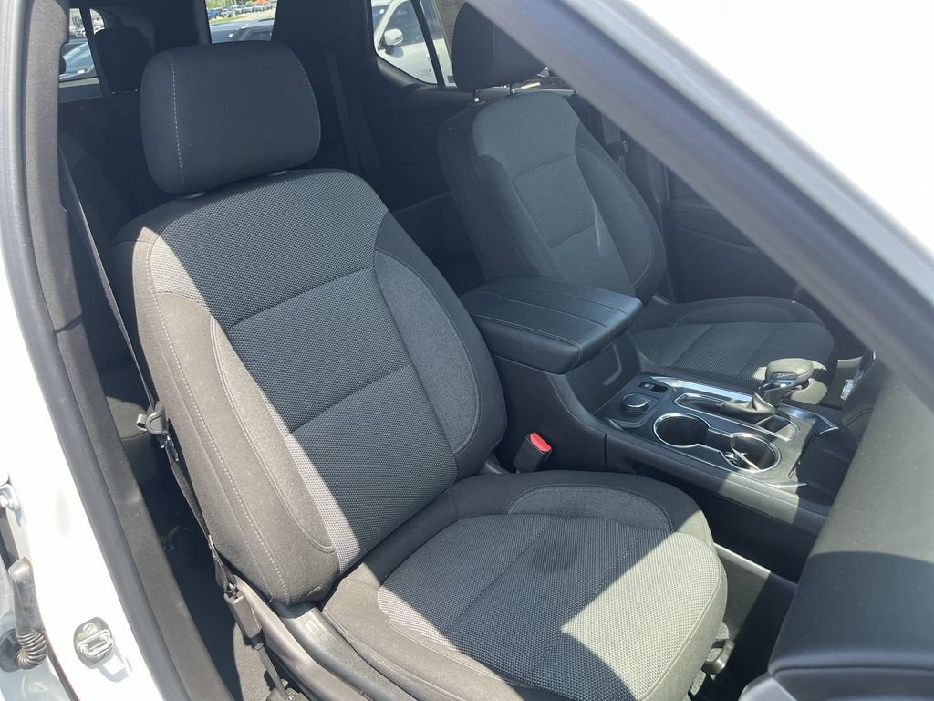 Used 2023 Chevrolet Traverse LT AWD/4WD image 31