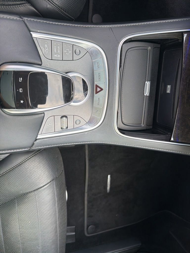 Used 2015 Mercedes-Benz S 550 Sedan image 25