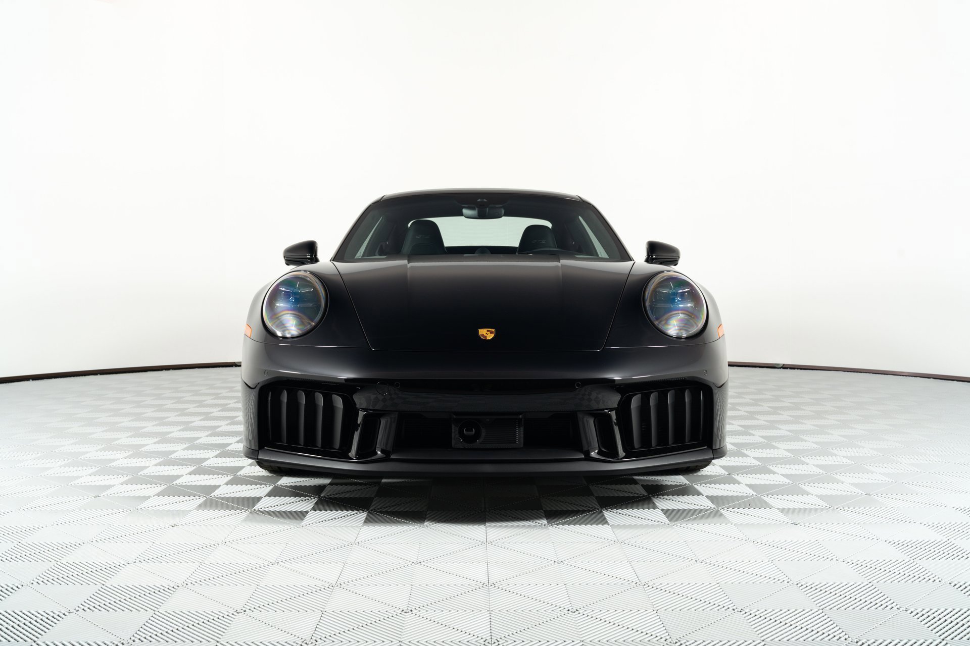Used 2025 Porsche 911 Carrera GTS image 2
