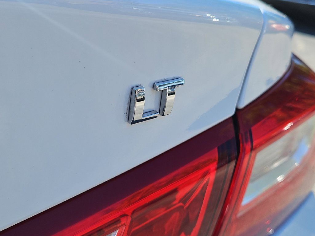 Used 2024 Chevrolet Malibu LT FWD image 10