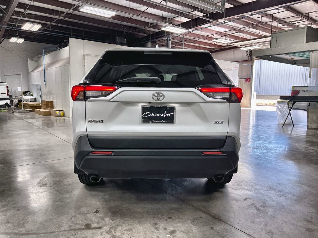 Used 2024 Toyota RAV4 XLE Premium FWD image 7