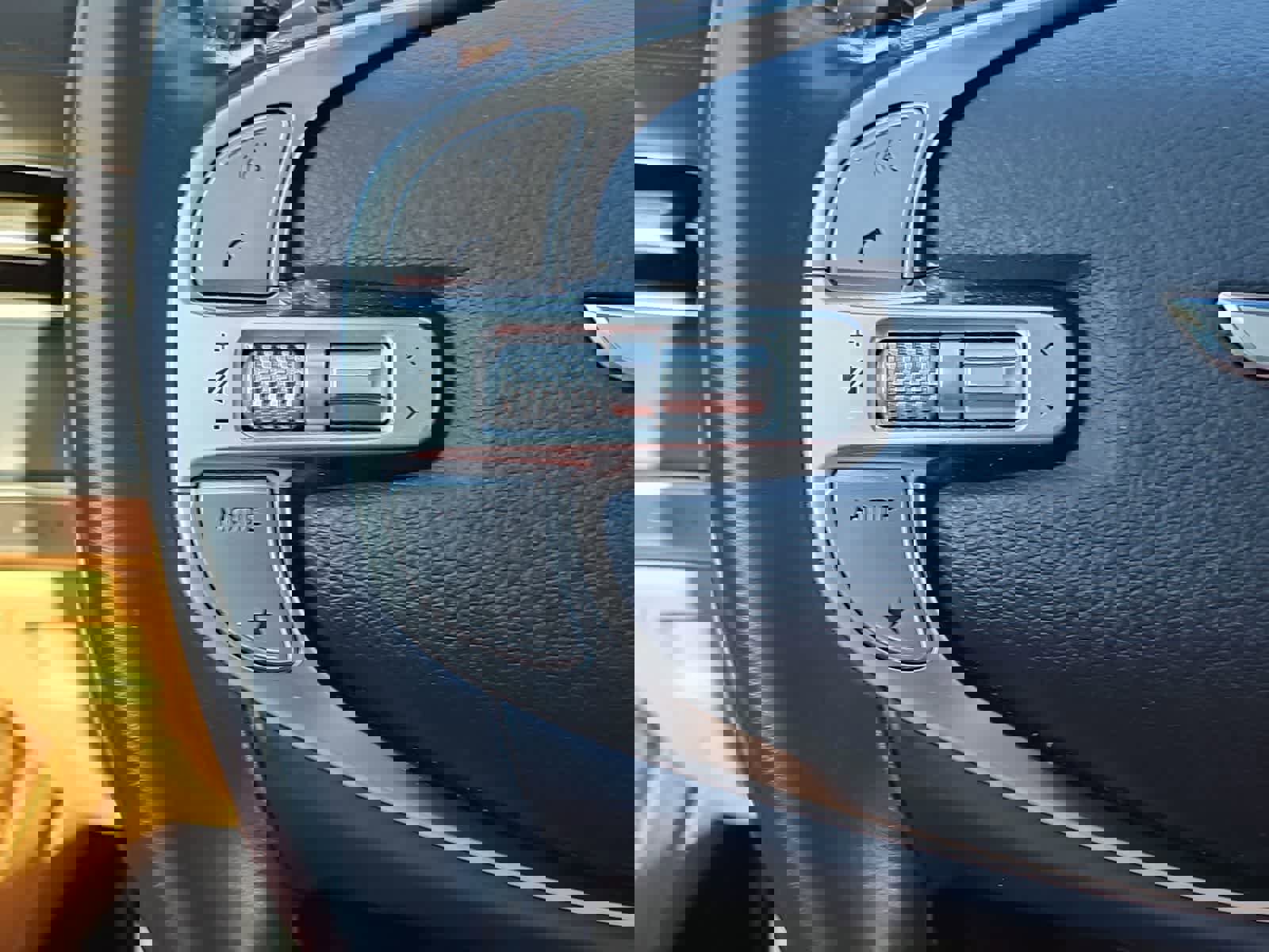 Used 2023 Genesis GV80 2.5T w/ Prestige 20" Package image 24