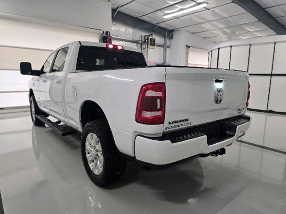 Used 2023 RAM 2500 Laramie AWD/4WD image 7