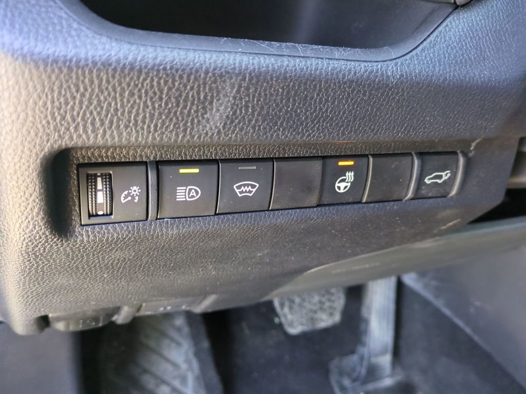 Used 2023 Toyota RAV4 XLE w/ Convenience Package image 17