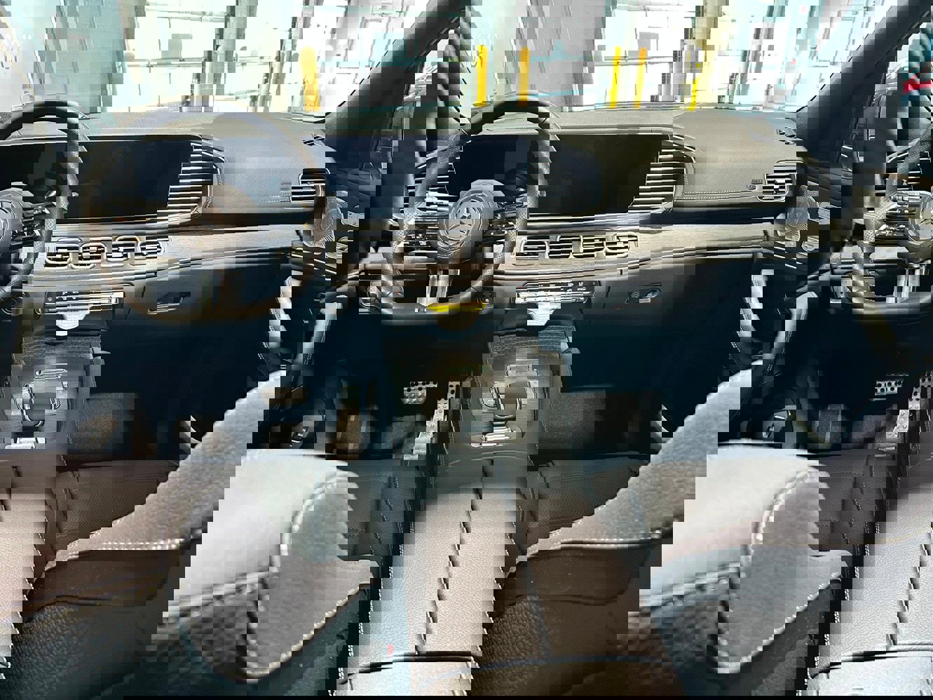 New 2026 Mercedes-Benz GLS 450 4MATIC image 6