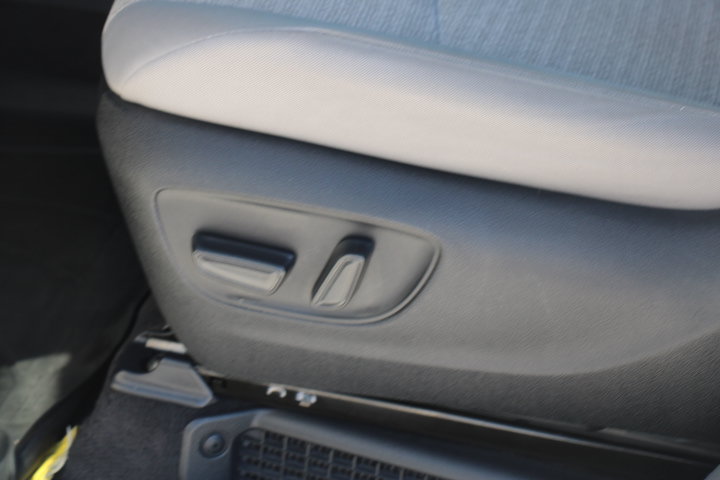 Certified 2024 Toyota Sienna LE AWD/4WD image 12