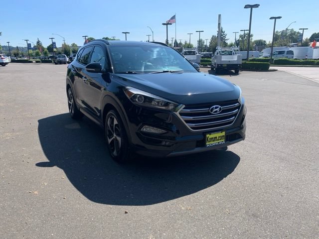 Used 2016 Hyundai Tucson Limited w/ Option Group 03 FWD image 9