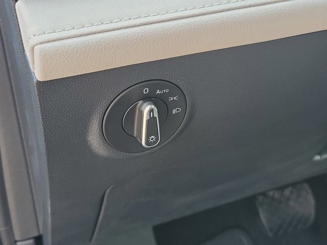 New 2025 Volkswagen Taos S image 7