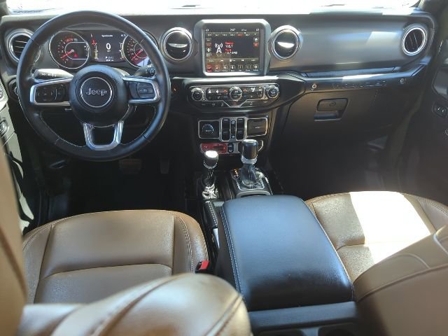 Used 2022 Jeep Wrangler Unlimited Rubicon AWD/4WD image 7