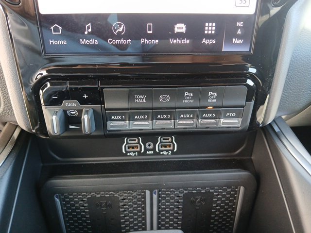 New 2027 RAM 5500 4x4 Crew Cab w/ Laramie Trim Package image 40