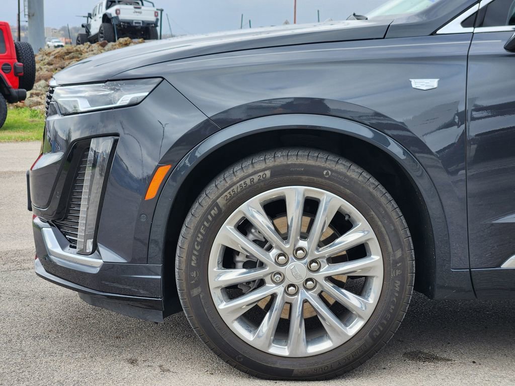 Used 2023 Cadillac XT6 Premium Luxury w/ Technology Package image 8