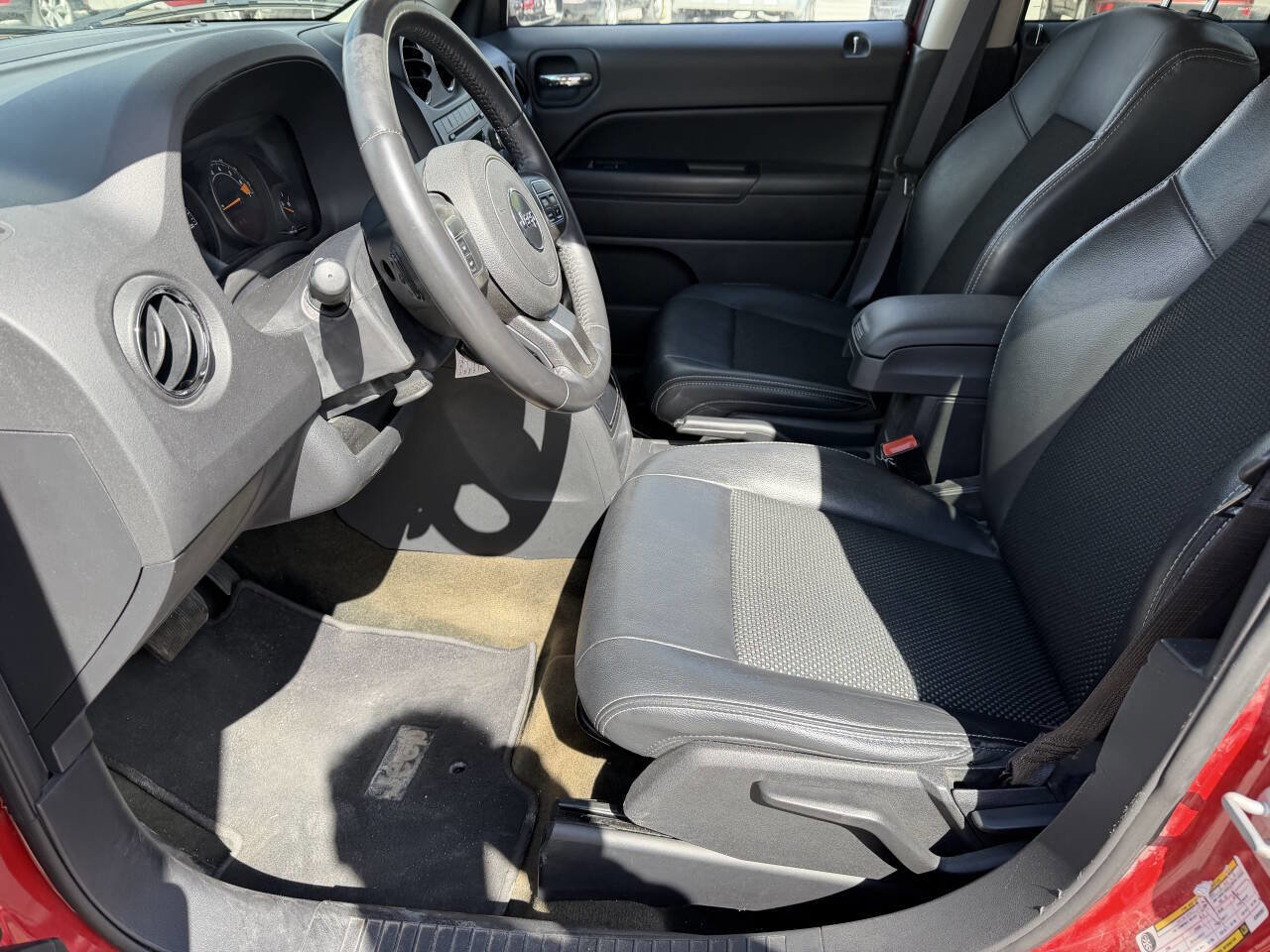 Used 2016 Jeep Patriot Sport w/ Power Value Group FWD image 13