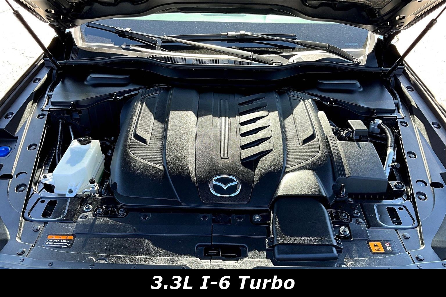 Used 2025 MAZDA CX-70 3.3 Turbo w/ Preferred Package AWD/4WD image 30