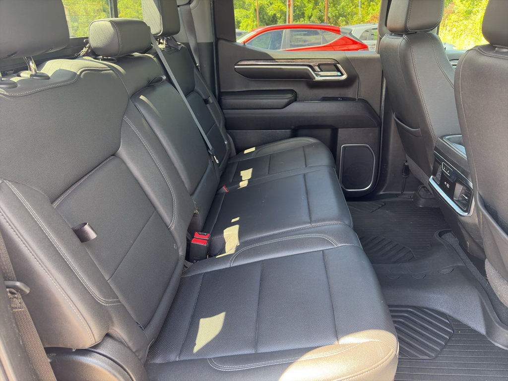 Used 2023 Chevrolet Silverado 1500 LTZ w/ LTZ Convenience Package II AWD/4WD image 12