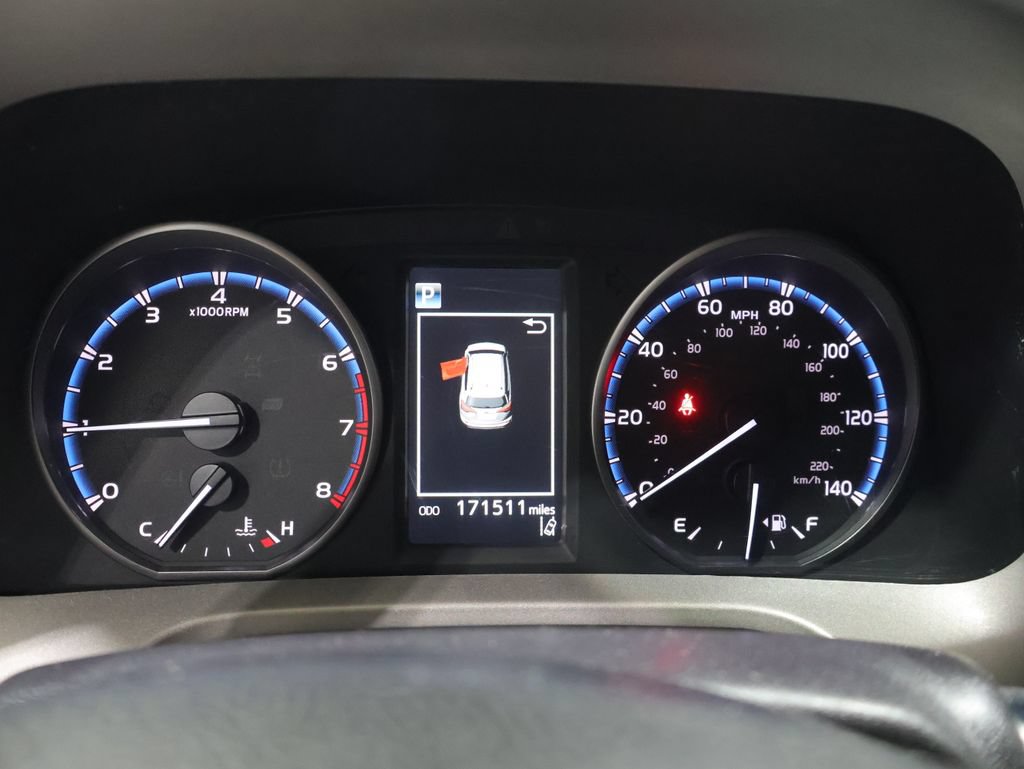 Used 2017 Toyota RAV4 LE w/ Carpet Mat Package FWD image 37