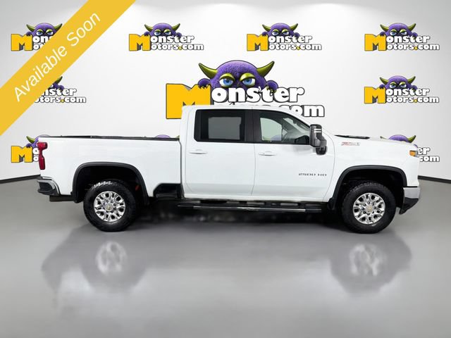 Used 2024 Chevrolet Silverado 2500 LT AWD/4WD image 4