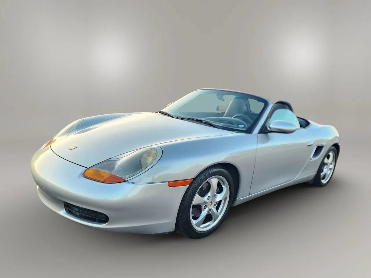 Used 2001 Porsche Boxster RWD image 2