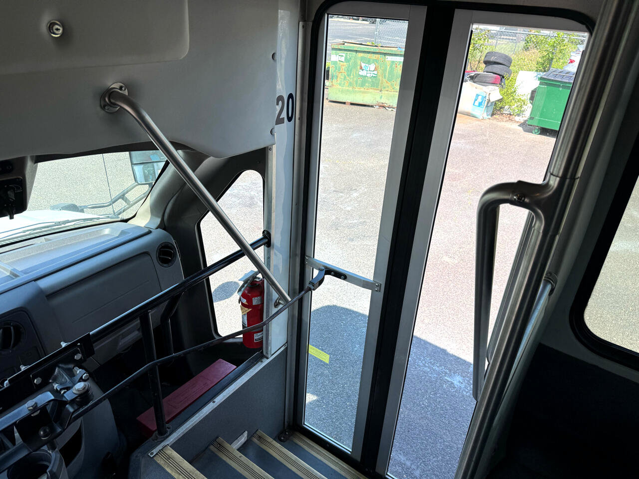 Used 2012 Ford E-450 and Econoline 450 Super Duty w/ Shuttle Bus Prep Pkg image 19