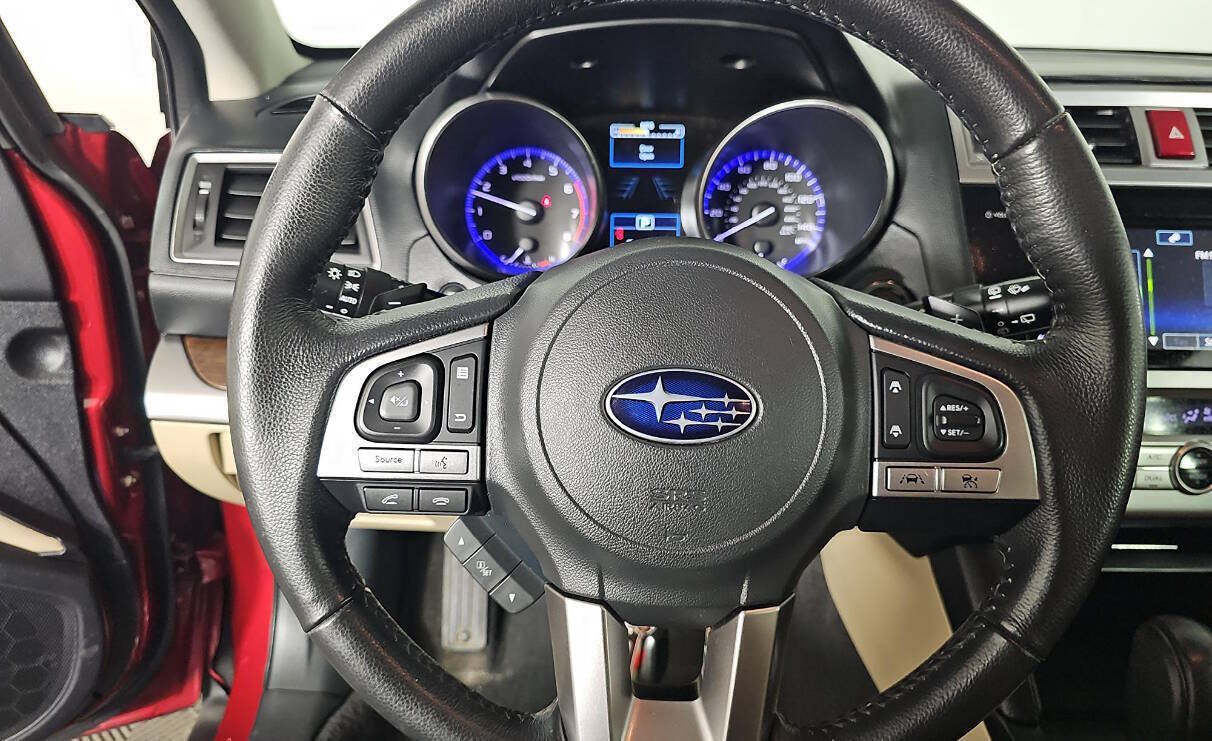 Used 2017 Subaru Outback 2.5i Limited AWD/4WD image 14