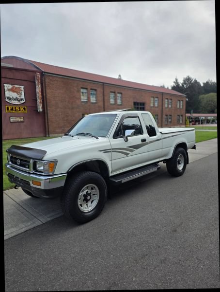 Used 1992 Toyota Pickup SR5