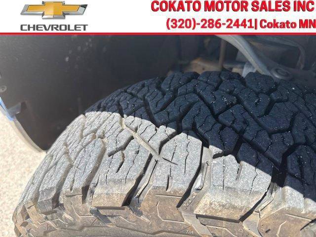 Used 2023 Chevrolet Silverado 1500 LT w/ Z71 Off-Road Package AWD/4WD image 10