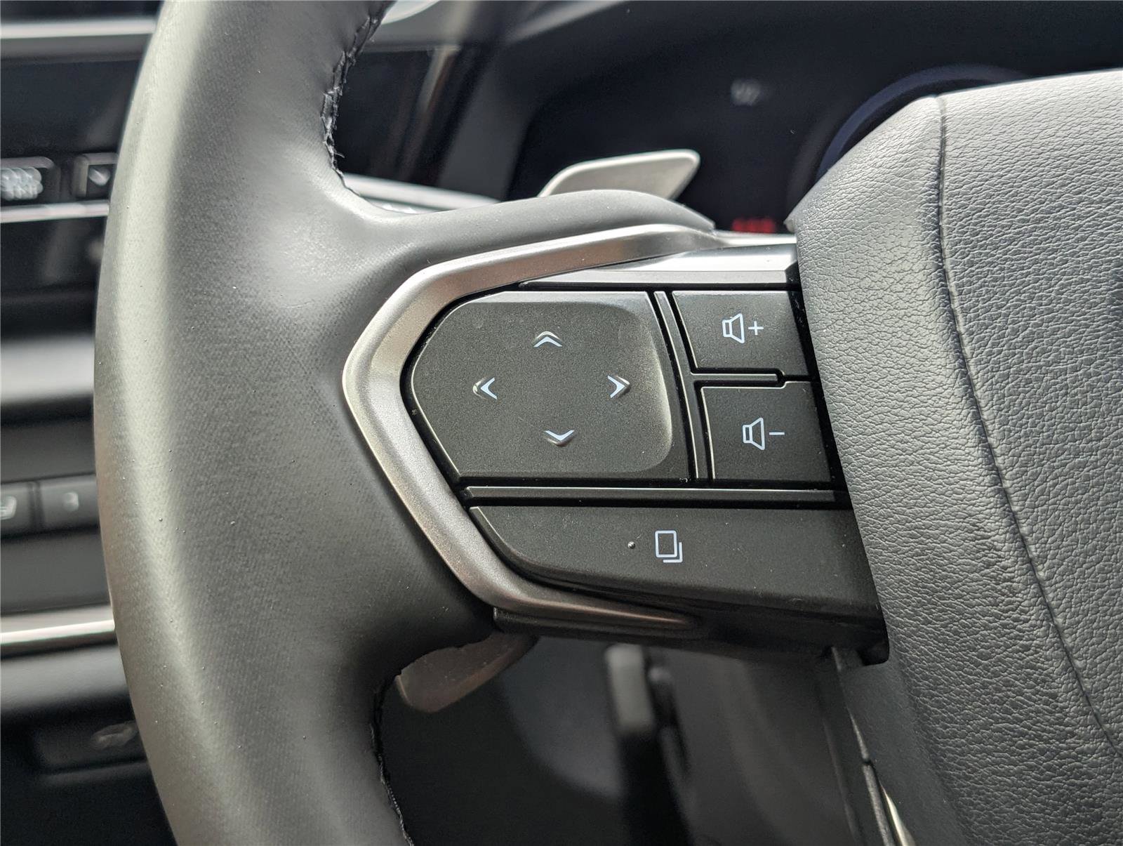 Certified 2023 Lexus RZ 450e Premium w/ Technology Package image 23