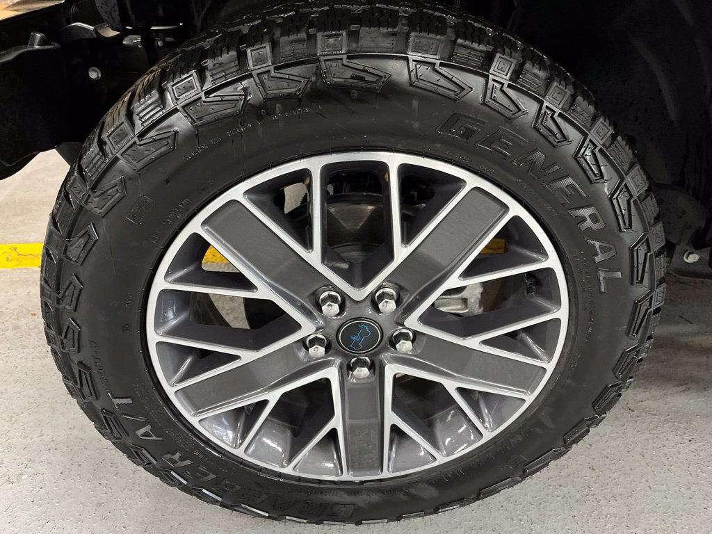 Used 2024 Jeep Wrangler High Altitude AWD/4WD image 6