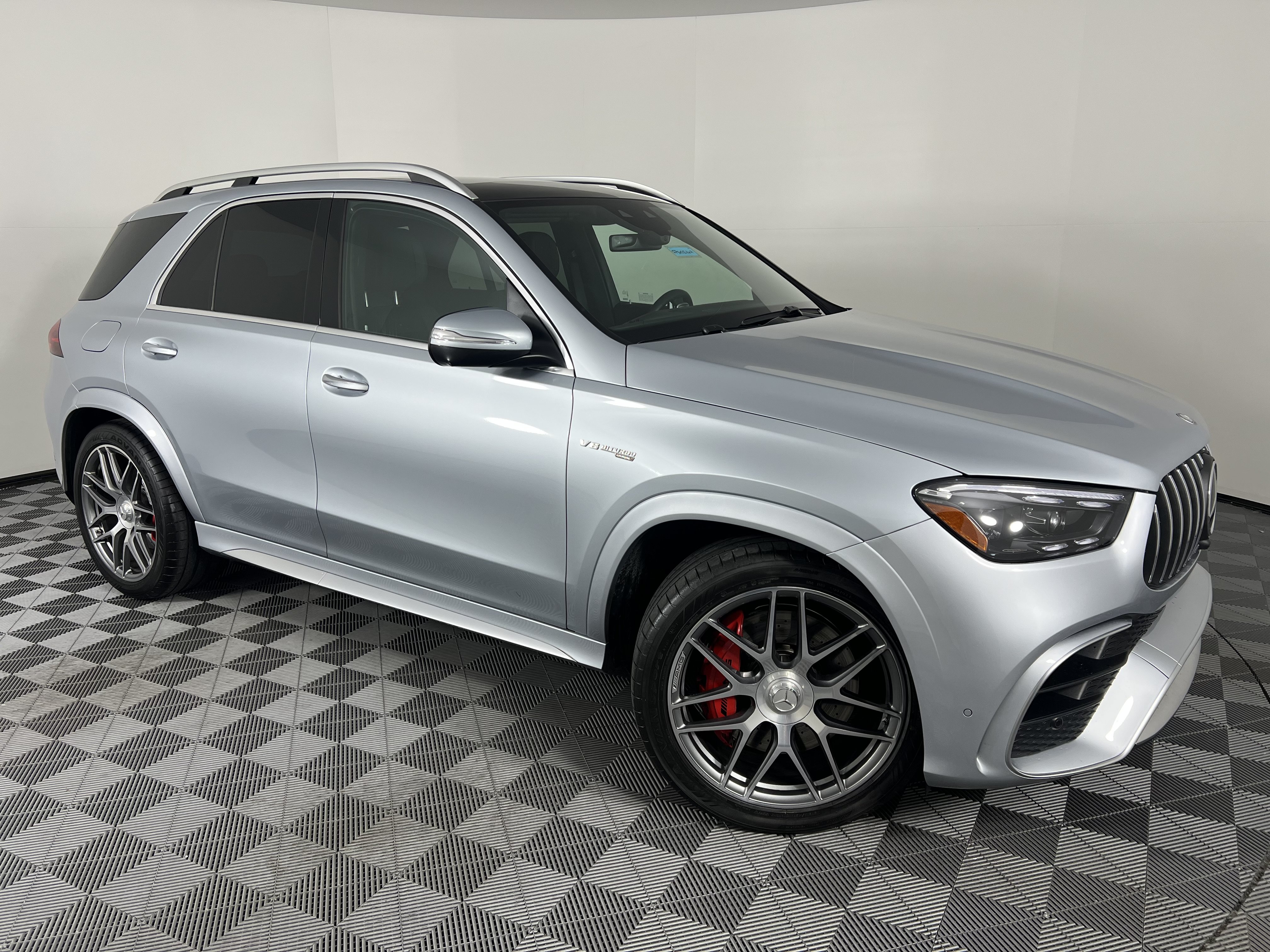 Certified 2024 Mercedes-Benz GLE 63 AMG S image 2