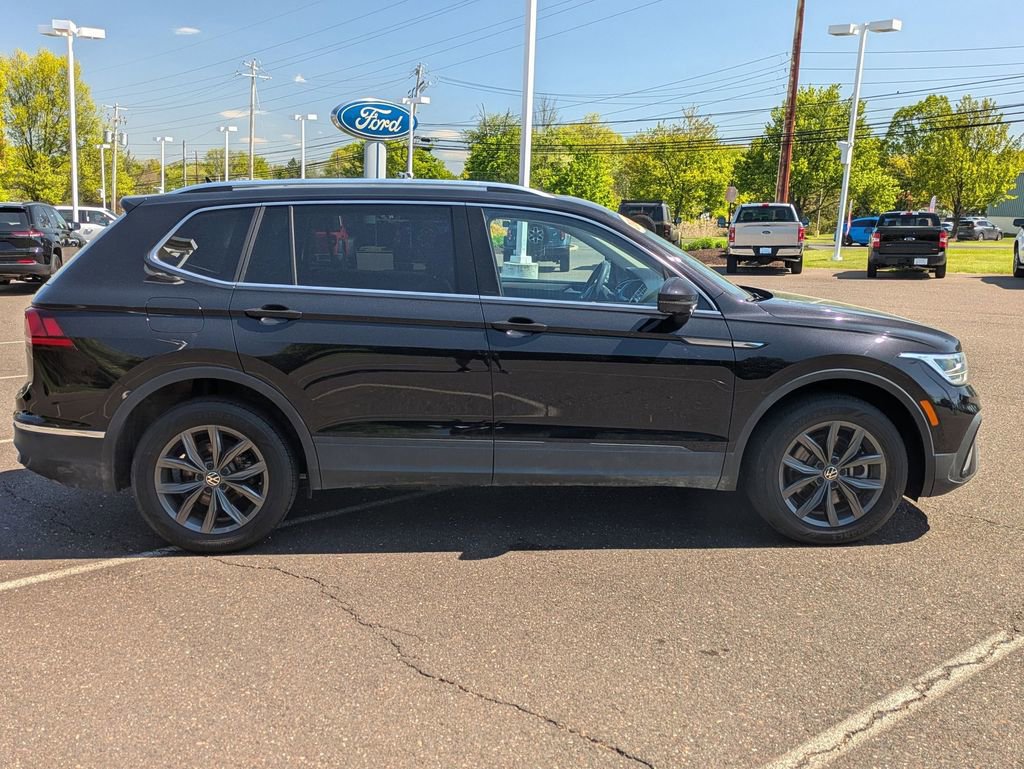 Used 2022 Volkswagen Tiguan SE AWD/4WD image 4