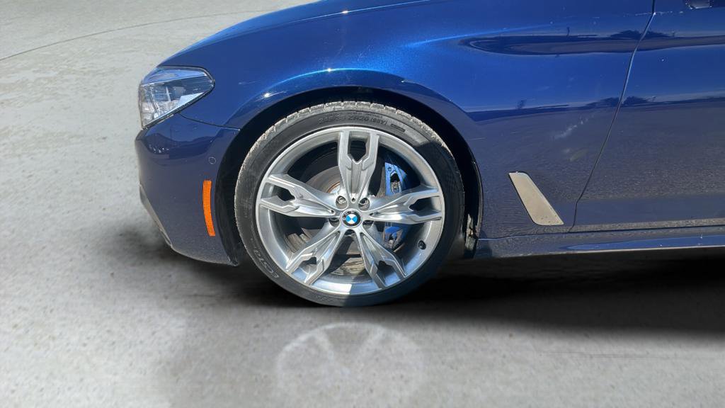 Used 2020 BMW M550i xDrive M550i xDrive image 28