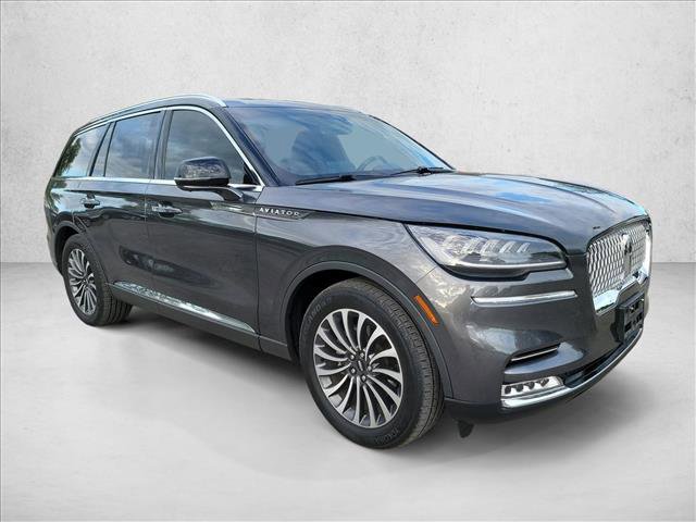 Used 2020 Lincoln Aviator Reserve w/ Elements Package Plus image 3