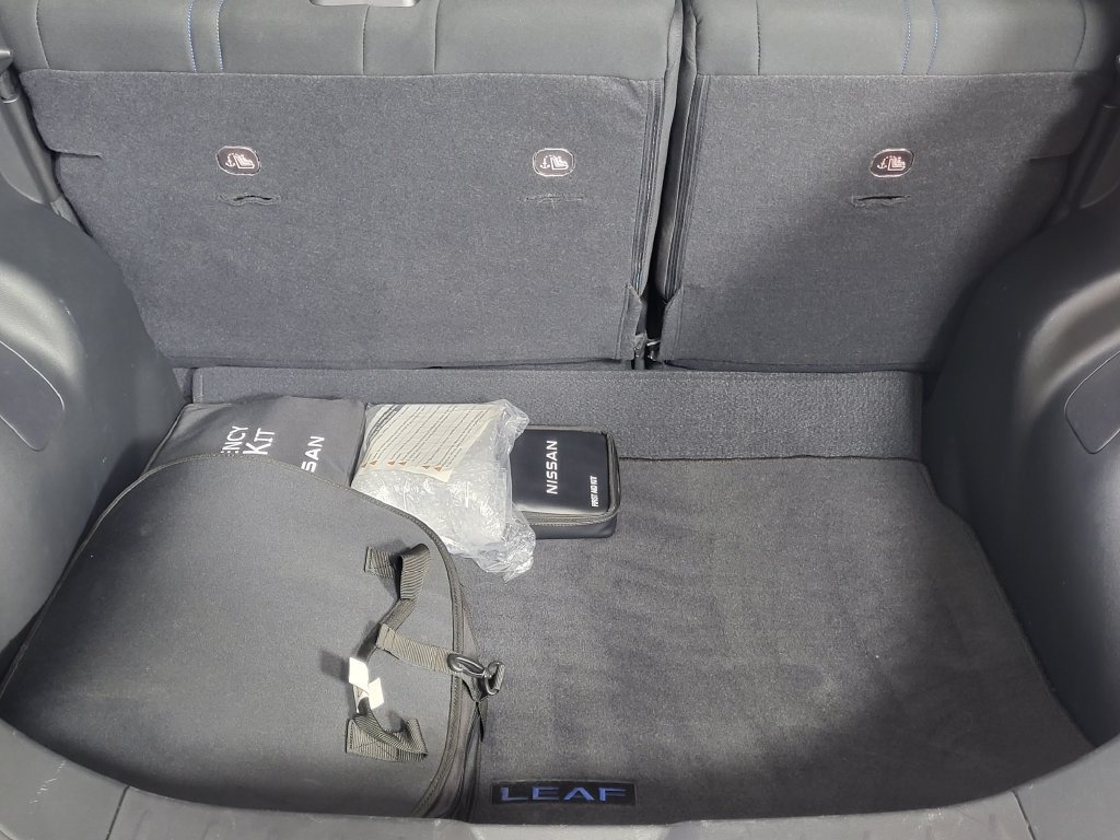 Used 2025 Nissan Leaf S FWD image 25