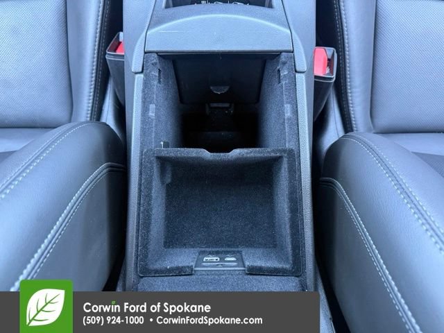 Used 2023 Cadillac XT6 Premium Luxury w/ Technology Package AWD/4WD image 35