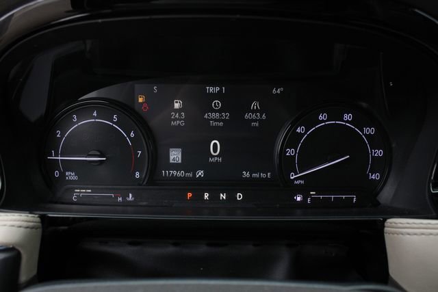 Used 2020 Lincoln Corsair Reserve w/ Equipment Group 201A image 11