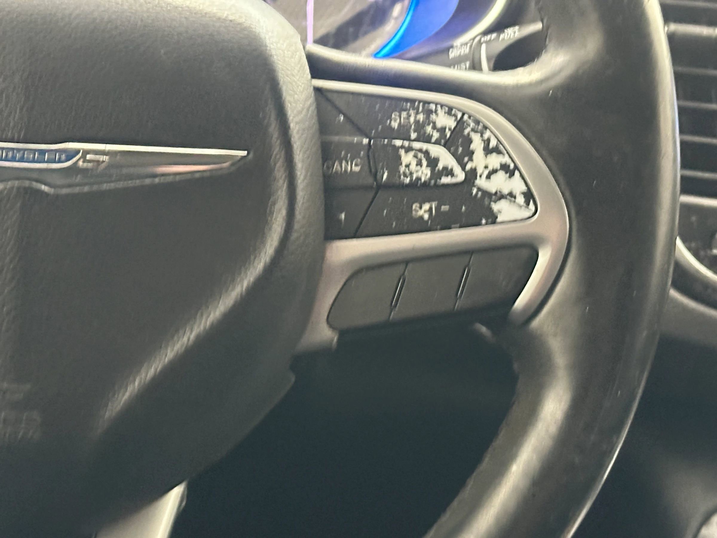 Used 2016 Chrysler 200 LX image 20