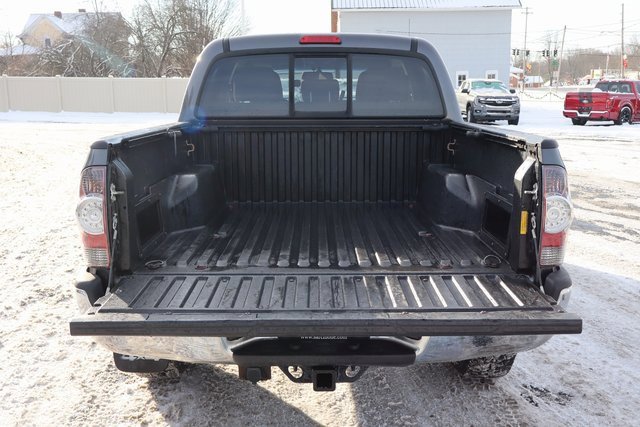 Used 2013 Toyota Tacoma 4x4 Double Cab w/ SR5 Pkg image 18